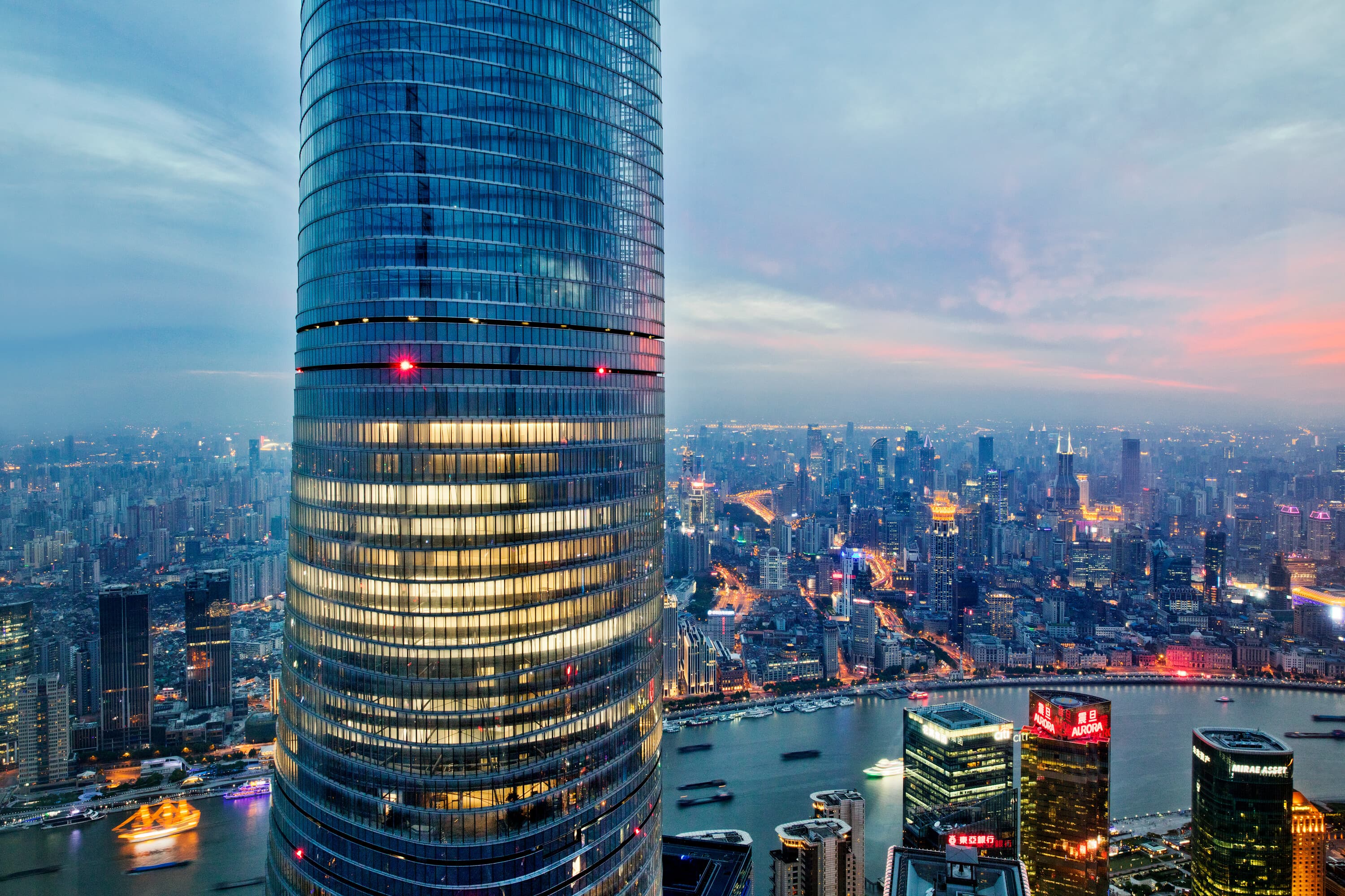 Shanghai skyline visar modern finansiell infrastruktur